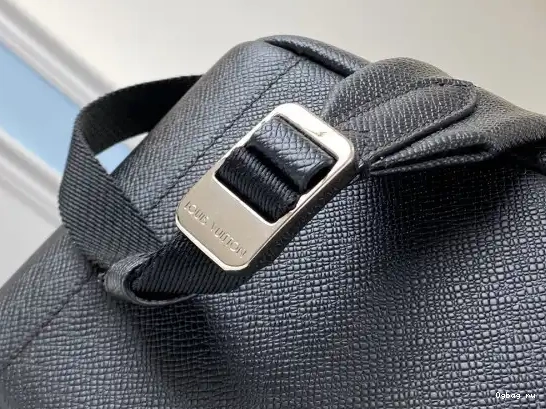 VUITTON LOUIS BACKPACK ALEX 0523